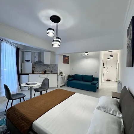 Apartment Romantic Solid Mamaia